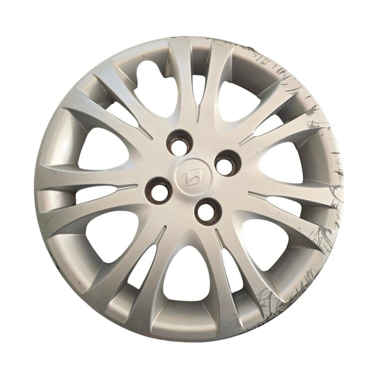 15" Hyundai I20 Wheel Cap (Used)