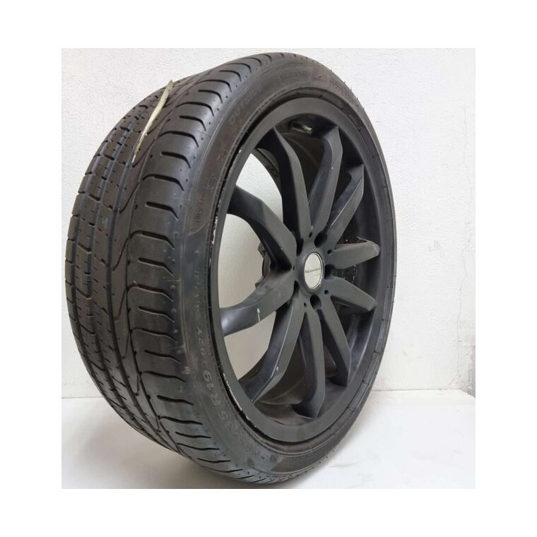 5.112 19X8j Et20 Racing Hart Mag And Pirellli Runflat Tyre